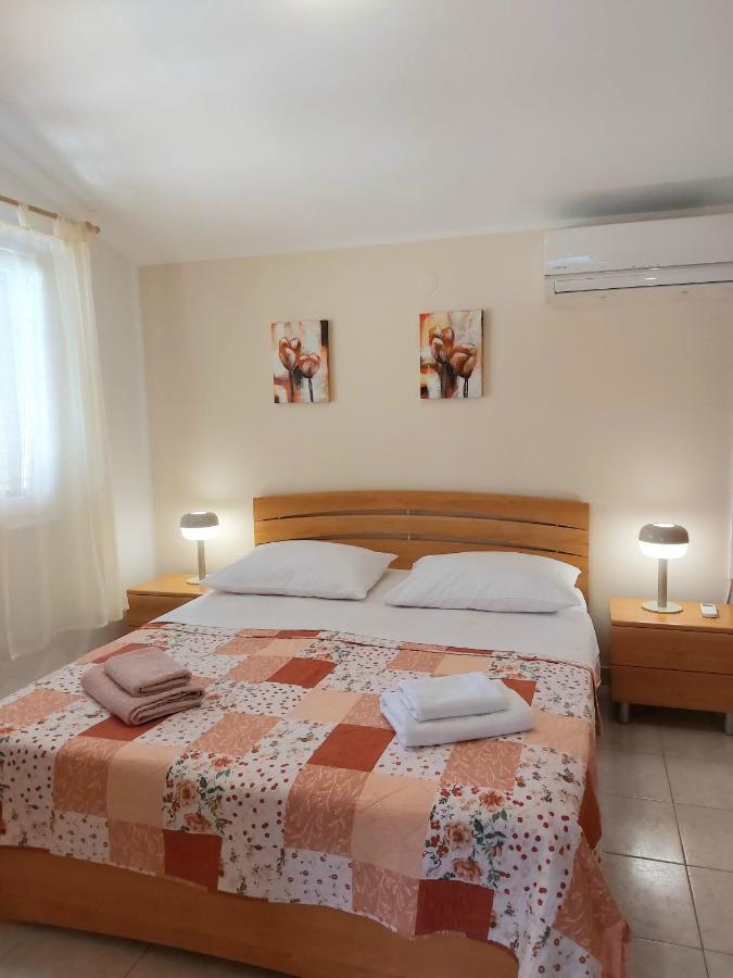 Apartment Kiwi Рабац Екстериор снимка